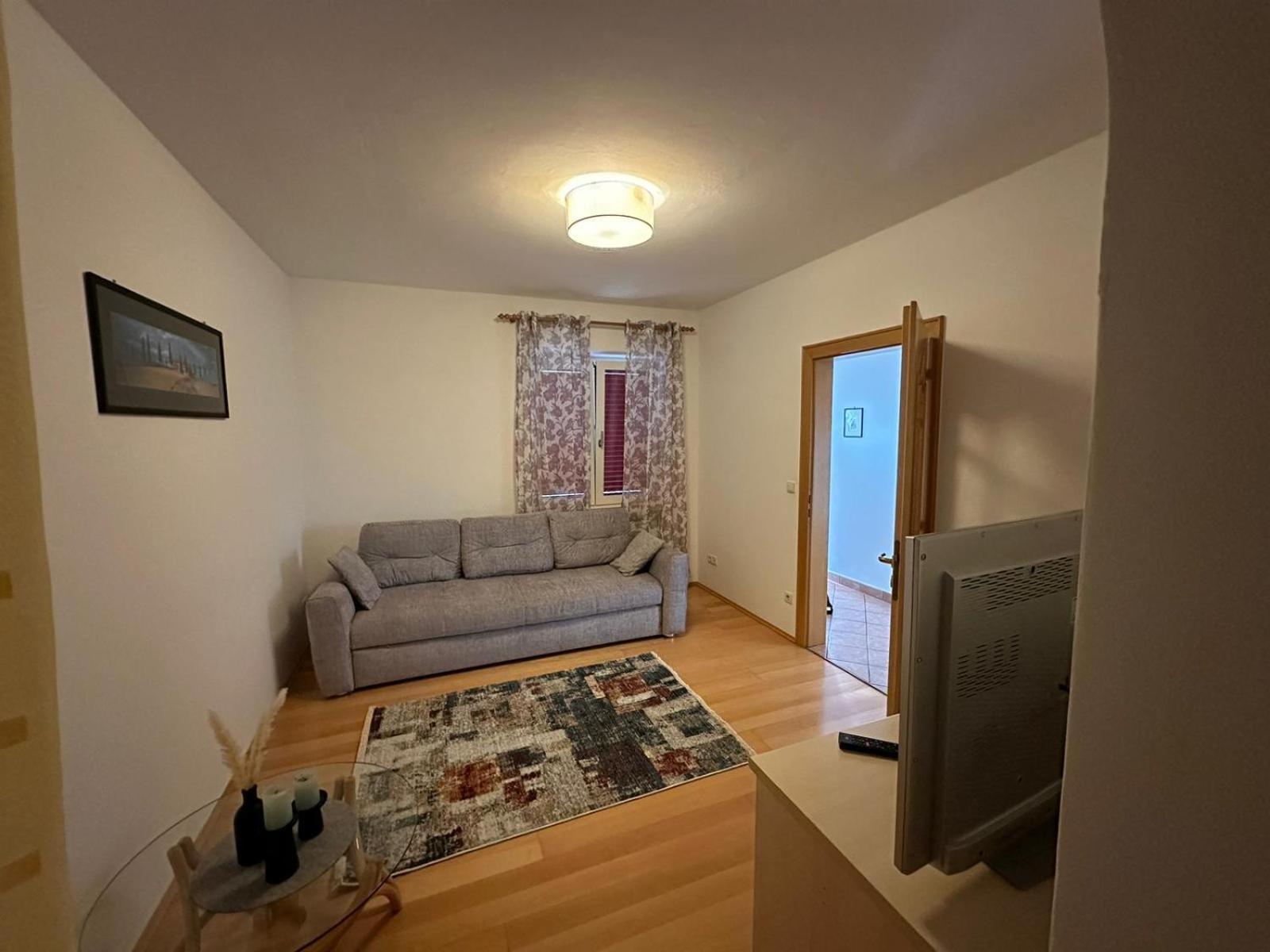 Haus Tirol Apartment Caldaro Exterior photo